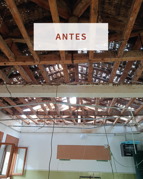 Antes obras tejado municipal Berbegal